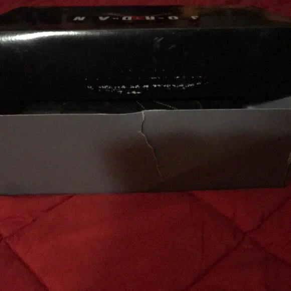 Authentic Men’s Air Jordan 7 Citrus Size: 9 (Worn Once) Shoe box torn a little - Picture 2 of 7